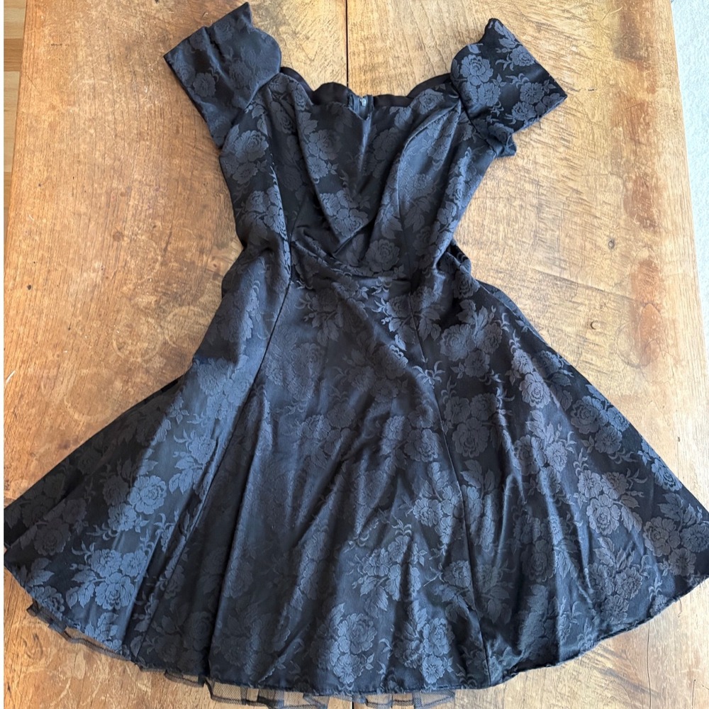 1980s‎ Cheryl Kaye Vintage Black Floral Damask Off Shoulder Skater Dress USA 10